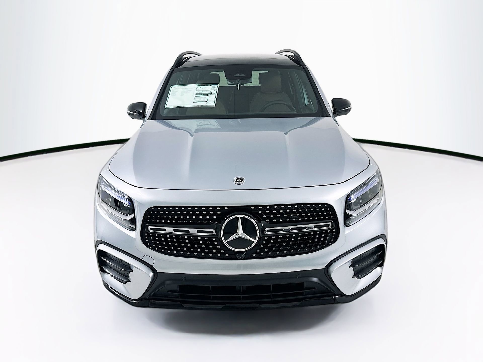 New 2026 Mercedes-Benz GLB 250 image 2
