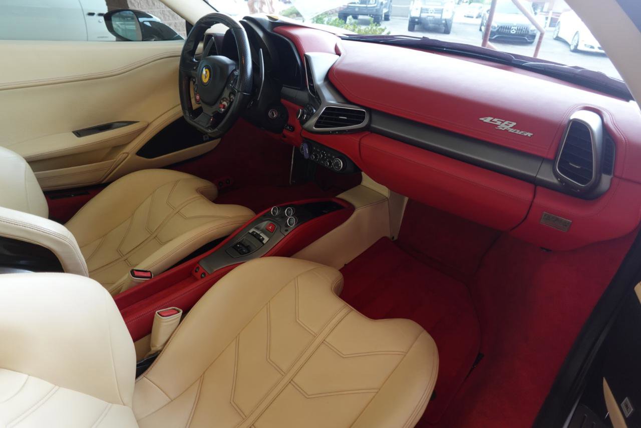 Used 2012 Ferrari 458 Spider image 19