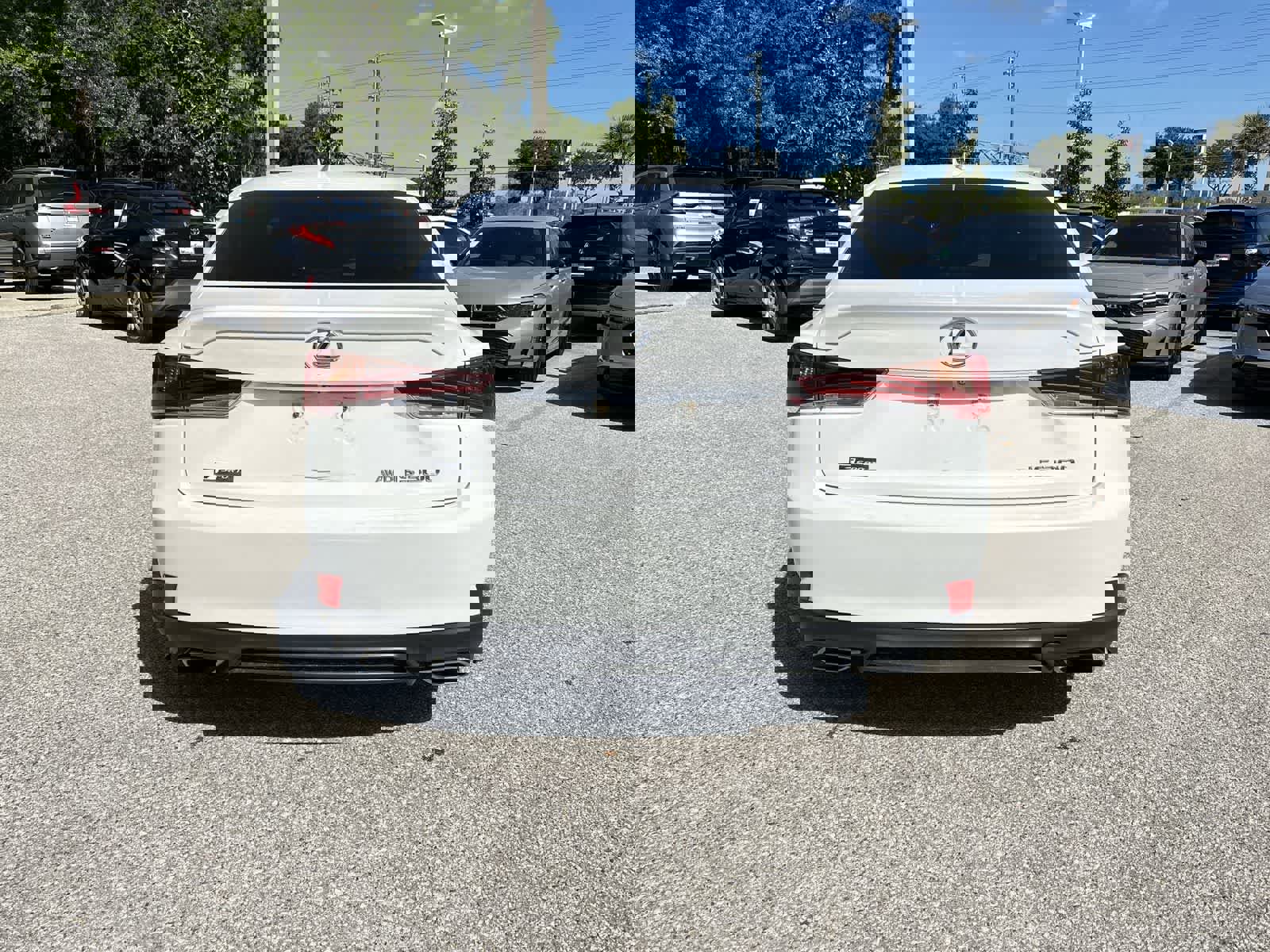 Used 2018 Lexus IS 300 F Sport w/ F Sport Package image 5