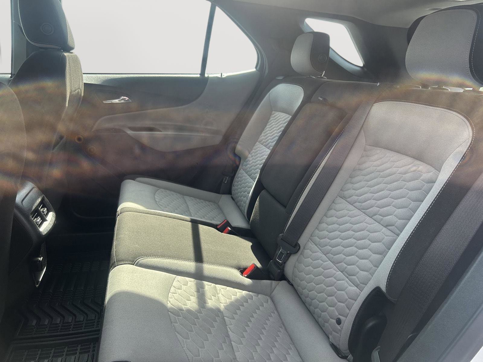 Used 2018 Chevrolet Equinox LS image 7