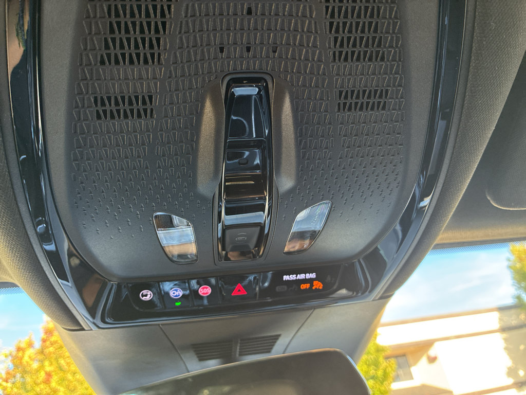 Used 2024 Cadillac Lyriq Luxury RWD image 39