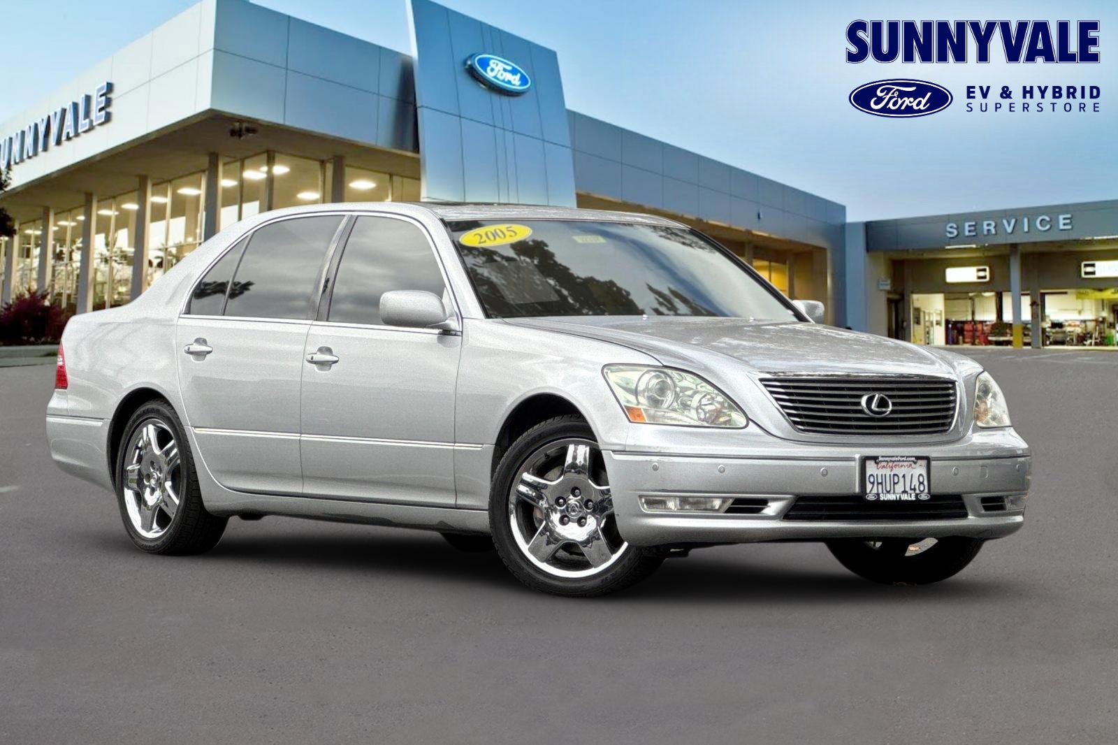 Used 2005 Lexus LS 430 w/ Modern Luxury Pkg RWD image 1