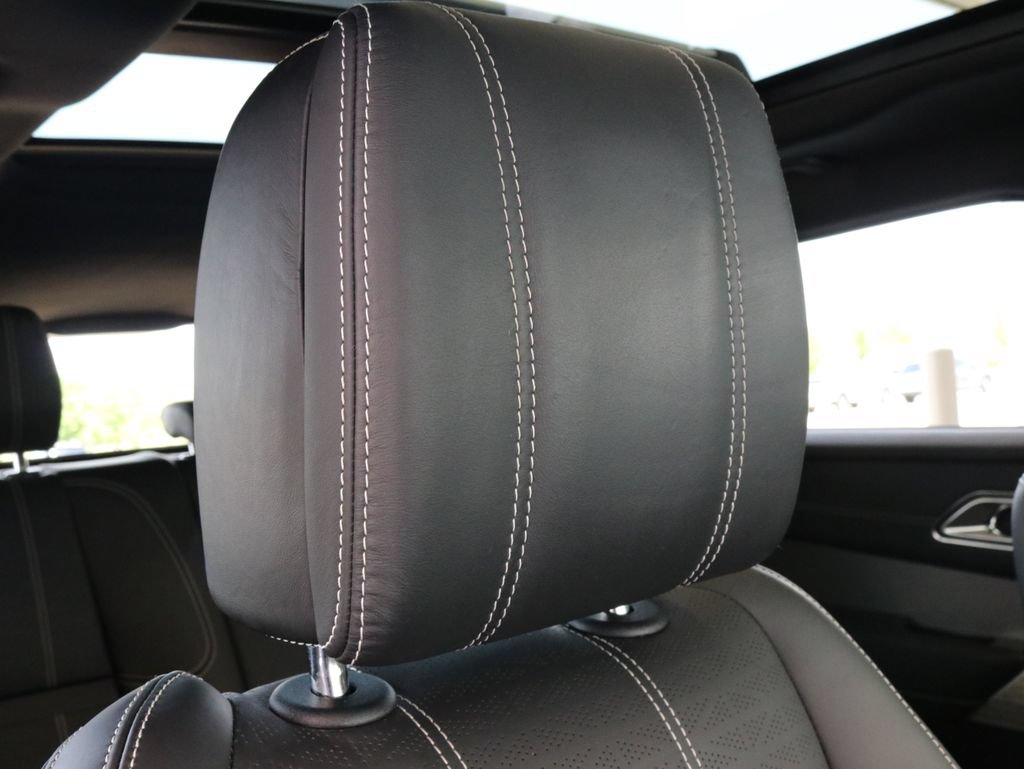 Used 2019 Land Rover Range Rover Velar R-Dynamic HSE AWD/4WD image 49
