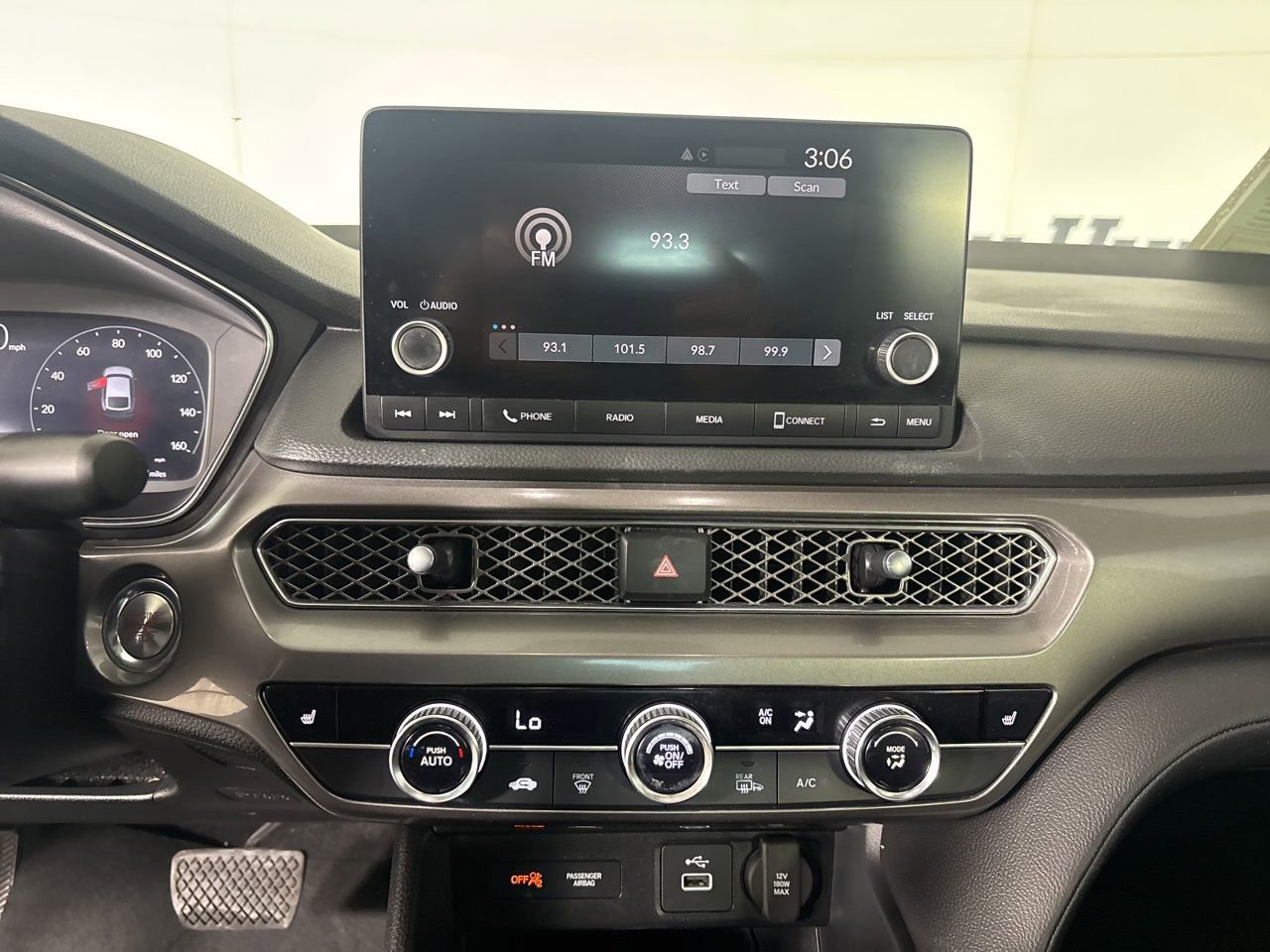 Used 2023 Acura Integra image 15