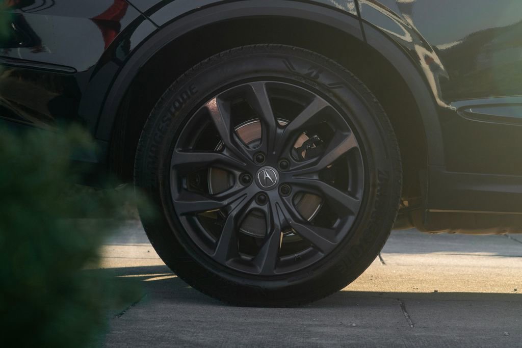 Used 2023 Acura MDX A-Spec image 13