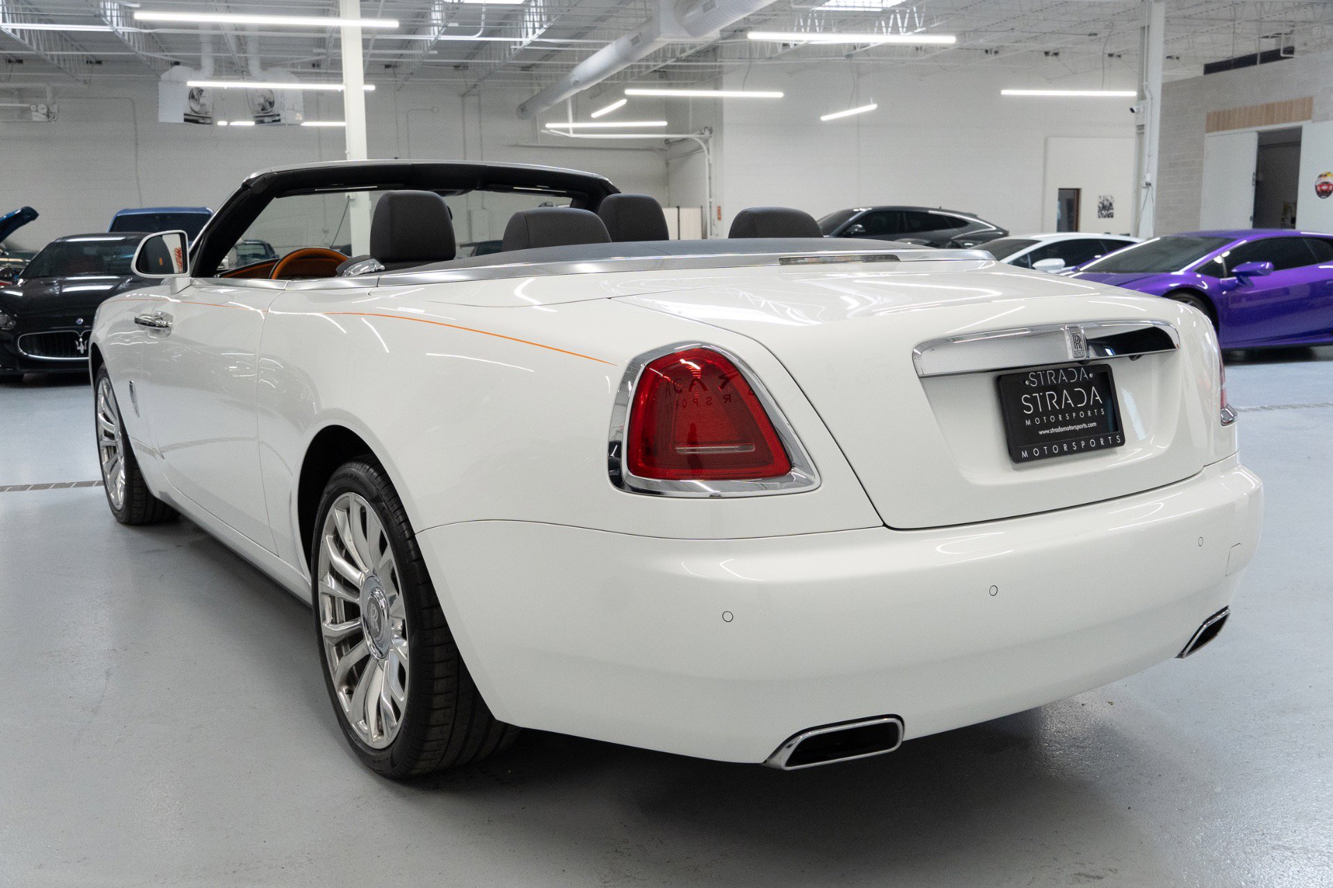Used 2020 Rolls-Royce Dawn image 8