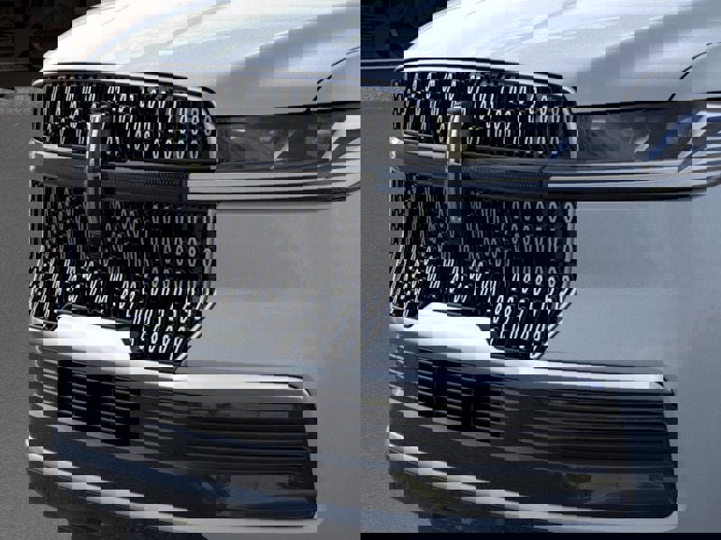 New 2026 Lincoln Navigator Reserve image 17