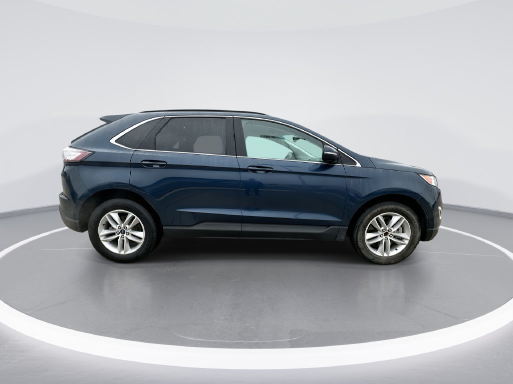 Used 2017 Ford Edge SEL w/ Equipment Group 201A AWD/4WD image 9