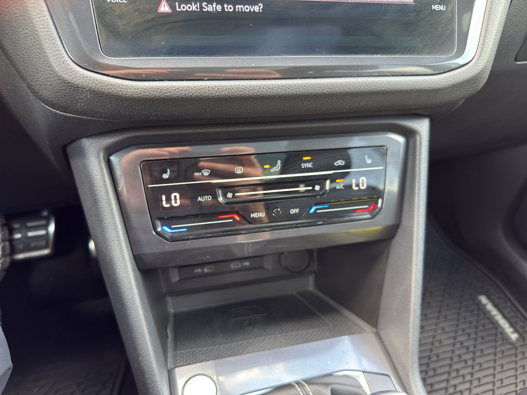 Used 2022 Volkswagen Tiguan SE R-Line FWD image 23