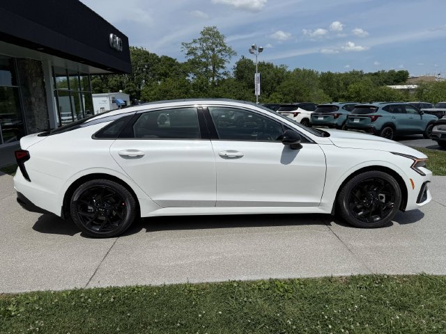 New 2026 Kia K5 GT-Line w/ GT-Line Premium Package FWD image 4
