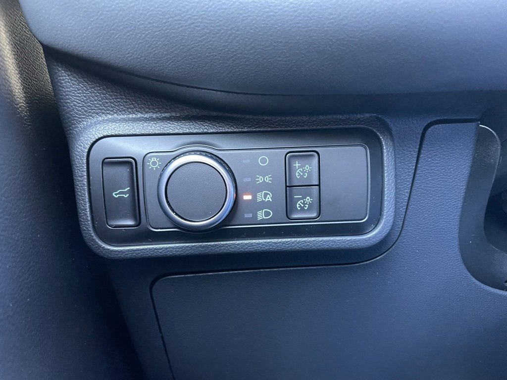 Used 2025 Ford Explorer Active image 48