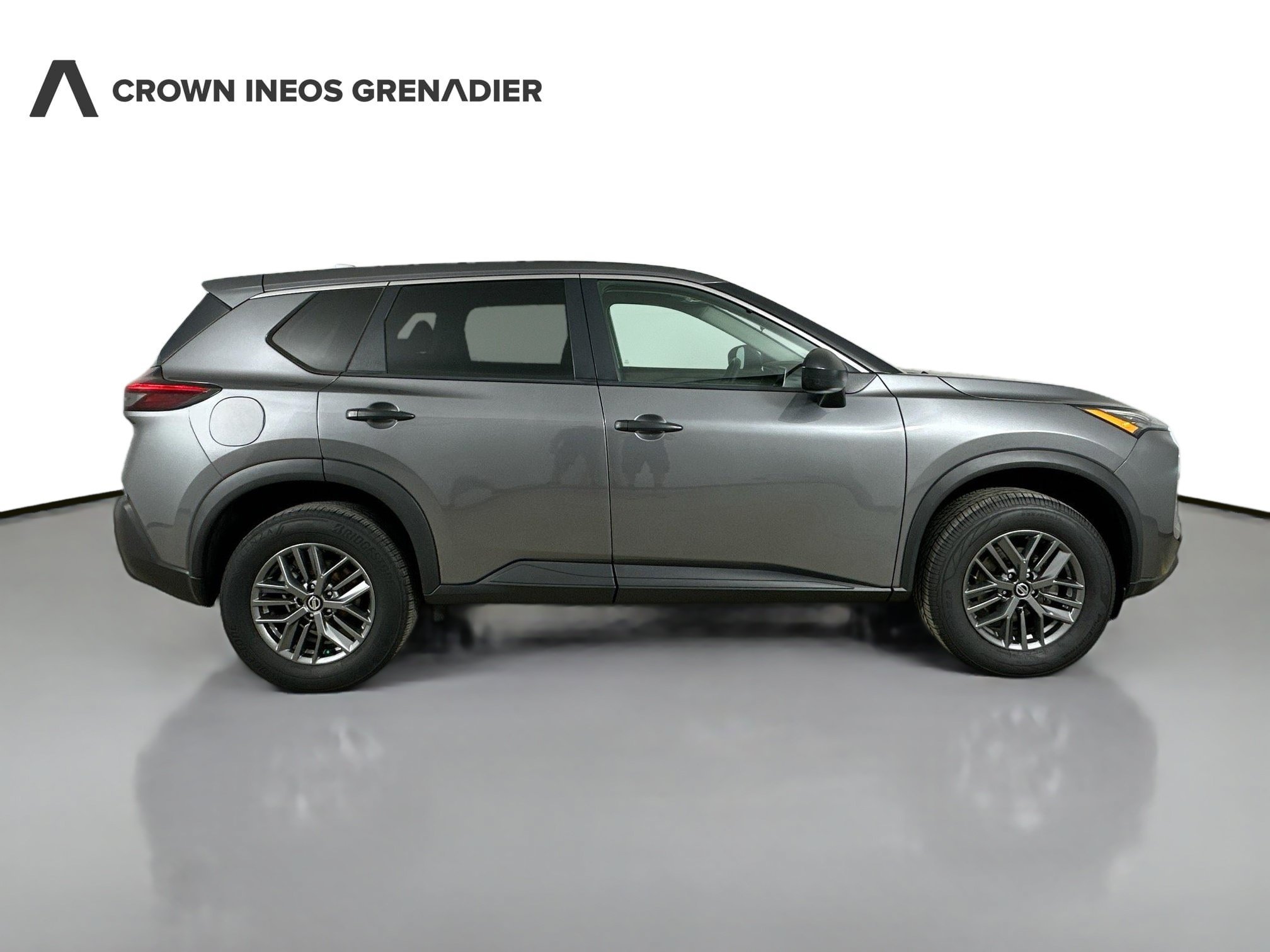 Used 2021 Nissan Rogue S FWD image 4