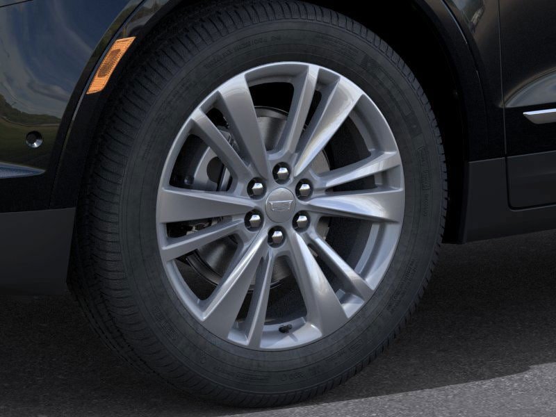 New 2026 Cadillac XT5 Premium Luxury w/ LPO, Floor Liner Package FWD image 9