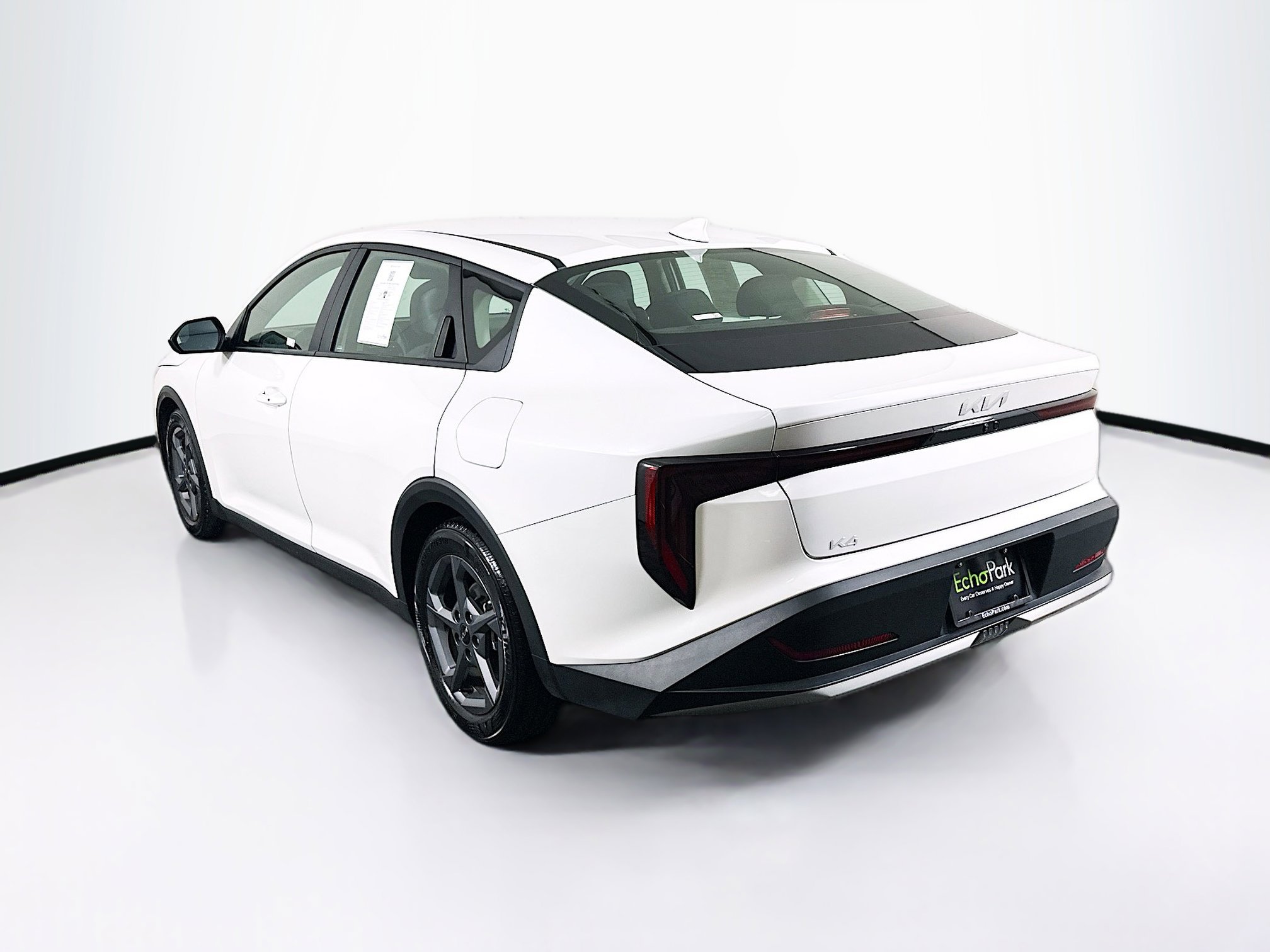 Used 2025 Kia K4 LXS image 5