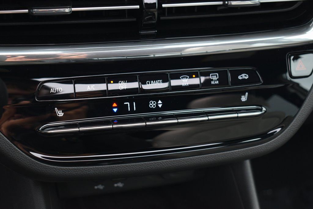 New 2025 Buick Envista Avenir image 23