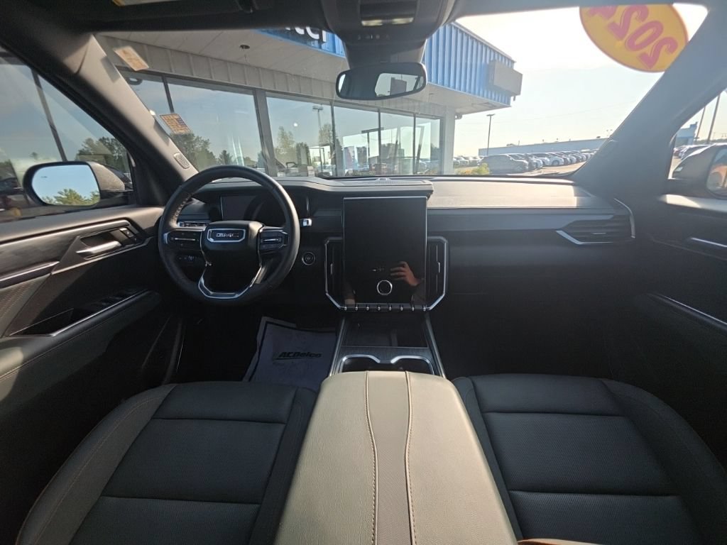 Used 2024 GMC Acadia AT4 w/ Luxury Package AWD/4WD image 21