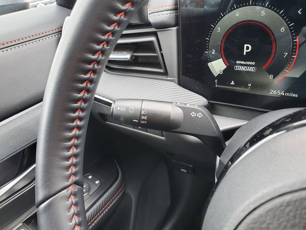 Used 2025 Nissan Kicks SR AWD/4WD image 20