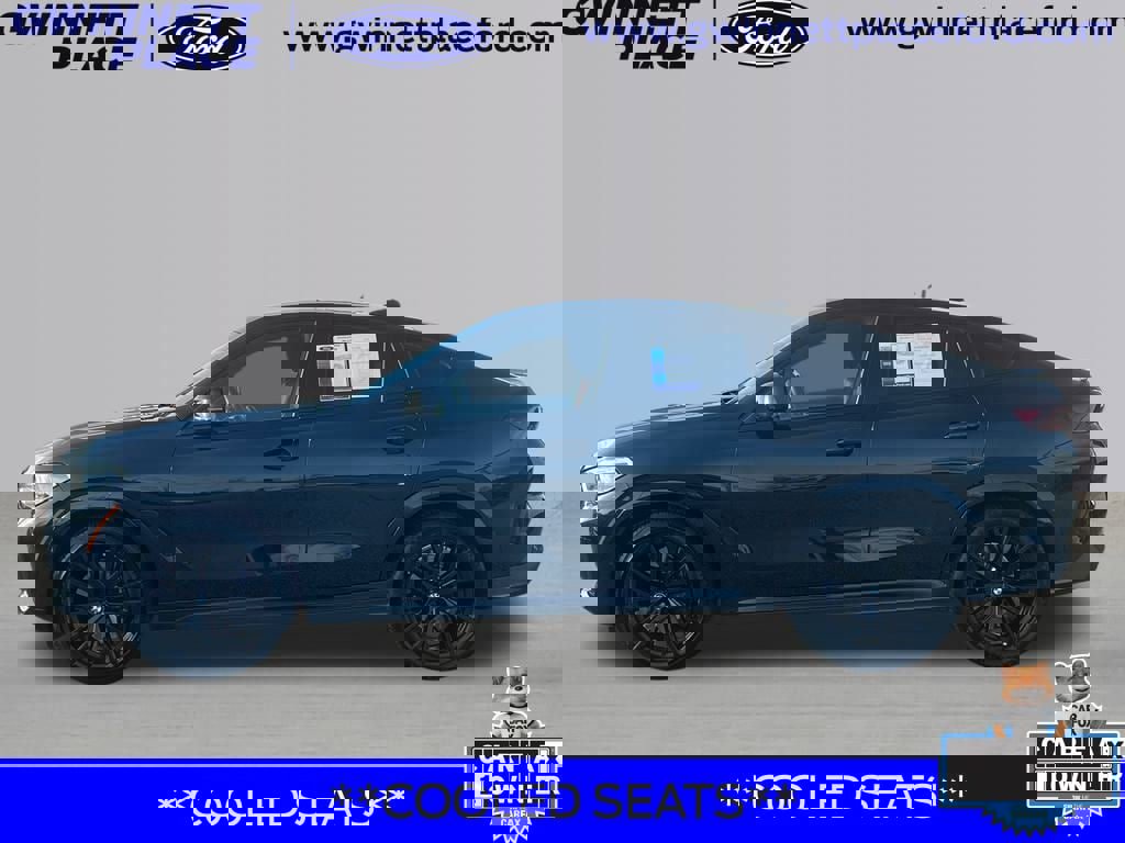 Used 2021 BMW X6 M50i w/ Executive Package image 8