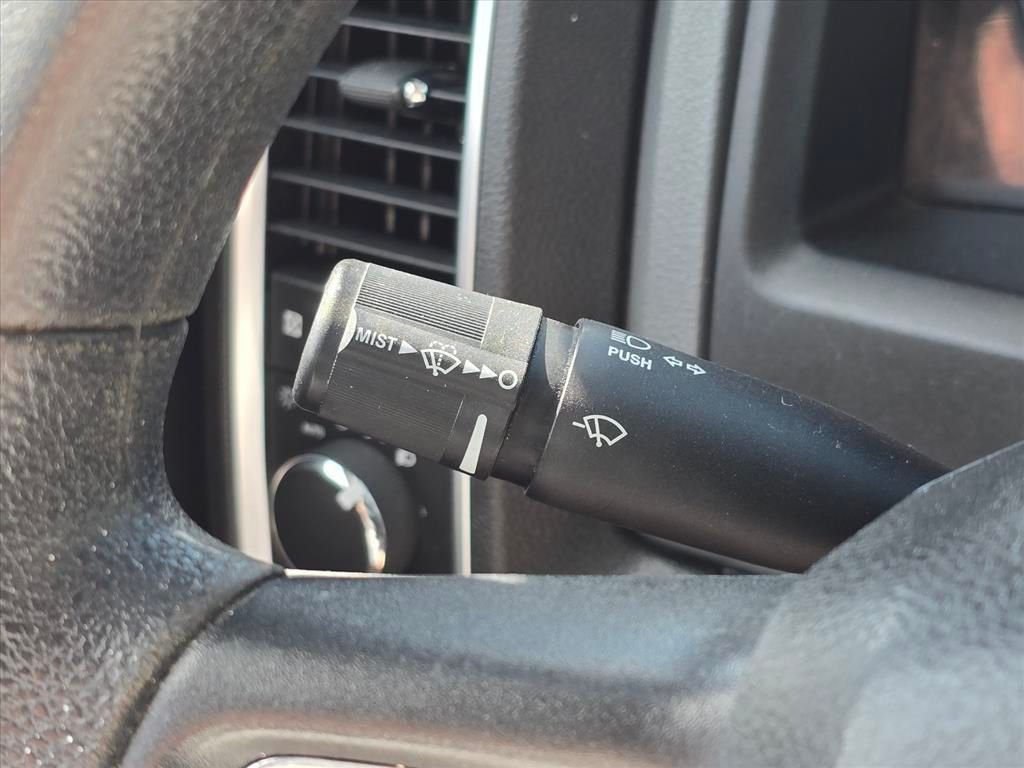 Used 2020 RAM 1500 Classic SLT RWD image 20