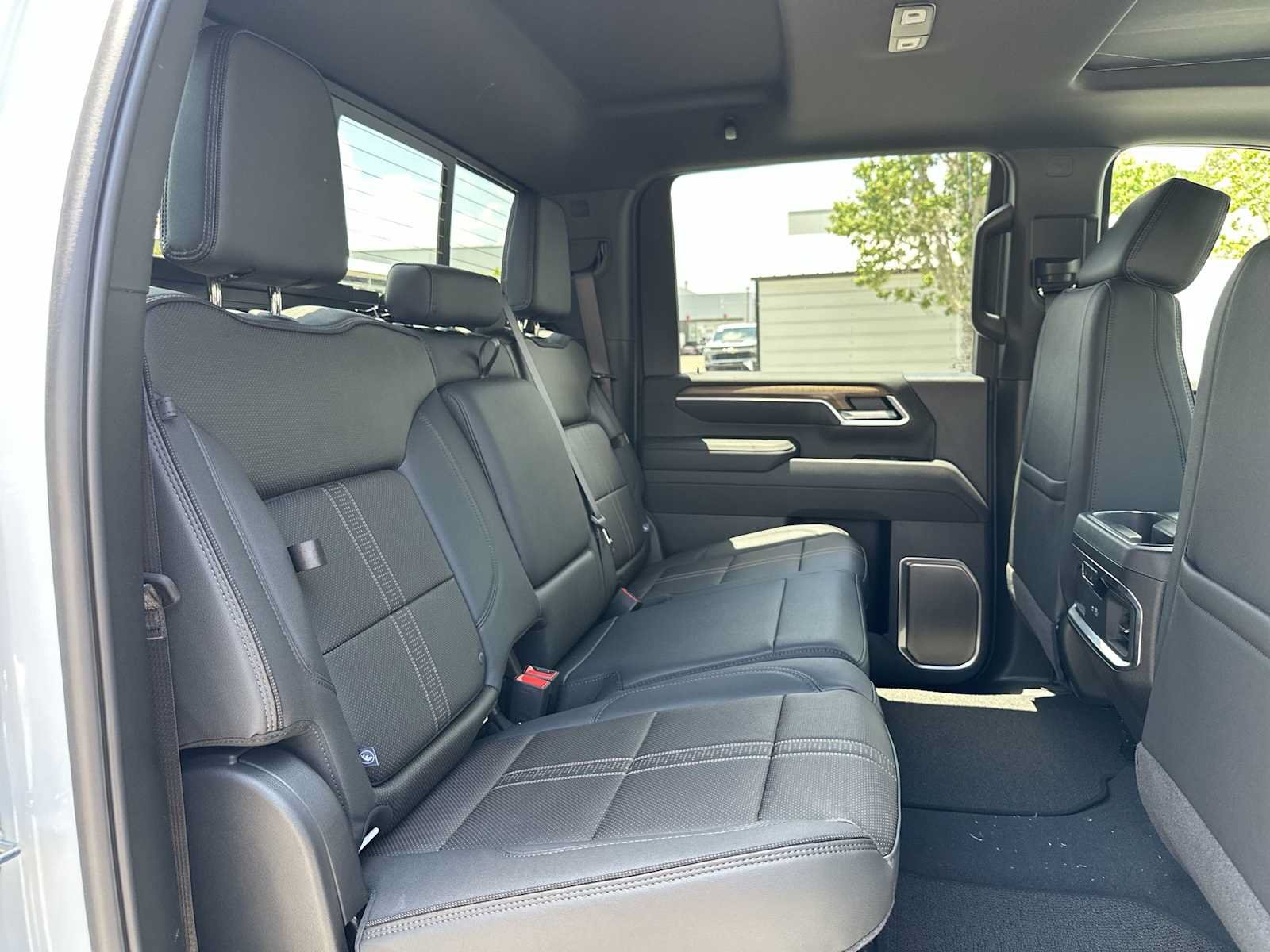 New 2026 Chevrolet Silverado 3500 High Country w/ High Country Premium Package AWD/4WD image 18