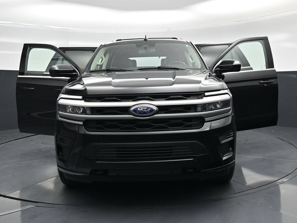 Certified 2024 Ford Expedition XLT AWD/4WD image 32