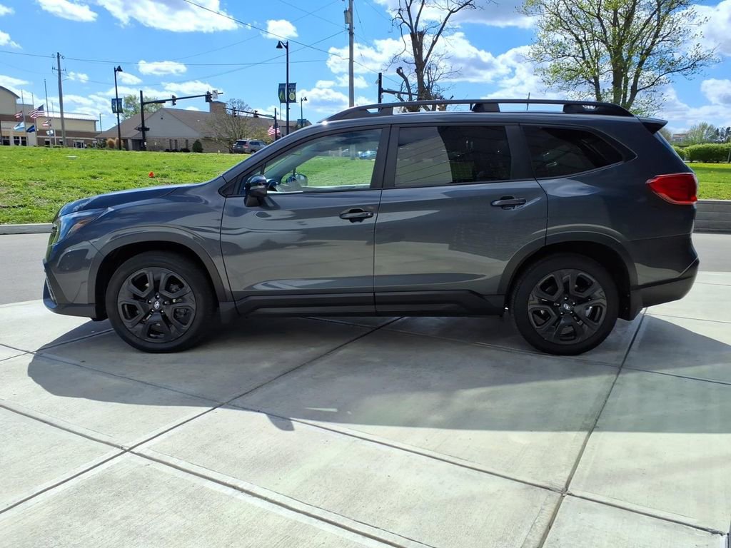 Used 2023 Subaru Ascent Onyx Edition AWD/4WD image 4