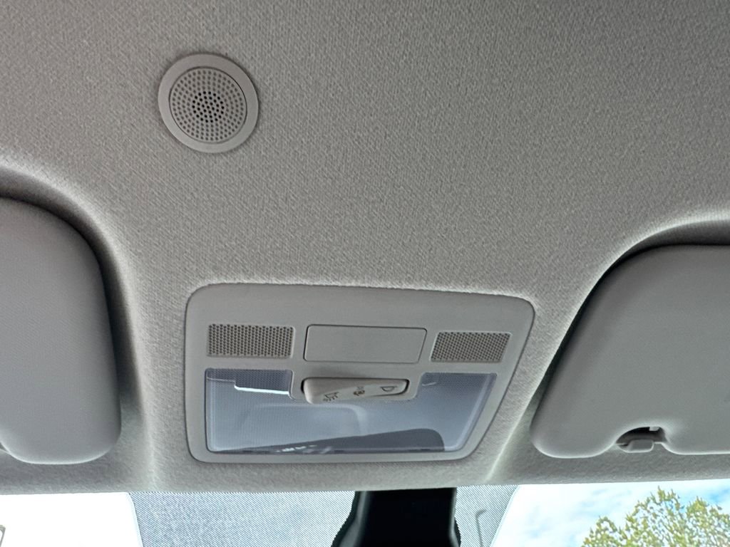 New 2026 Hyundai Venue SE image 20