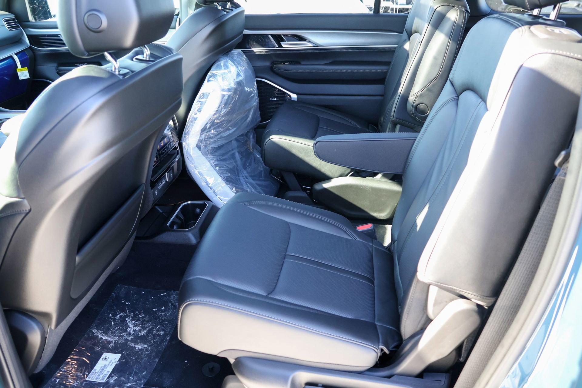 New 2026 Jeep Grand Wagoneer Limited w/ Premium Group II image 19