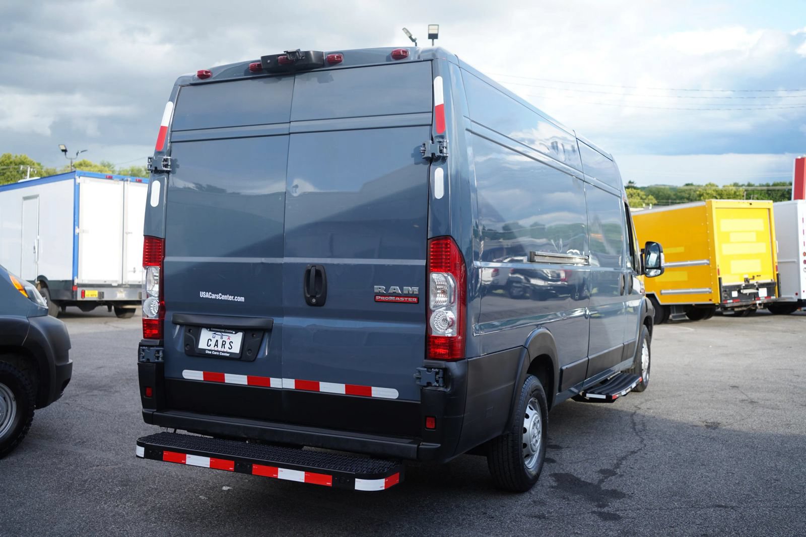 Used 2021 RAM ProMaster 3500 FWD image 9
