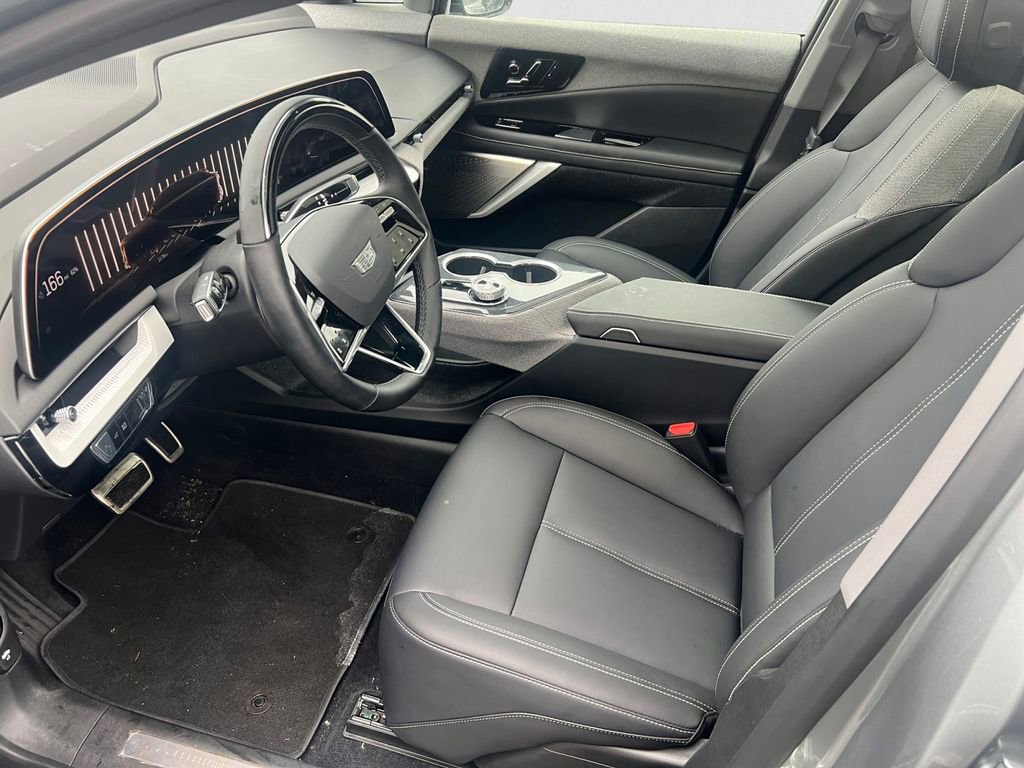 New 2026 Cadillac Optiq Sport 1 image 5