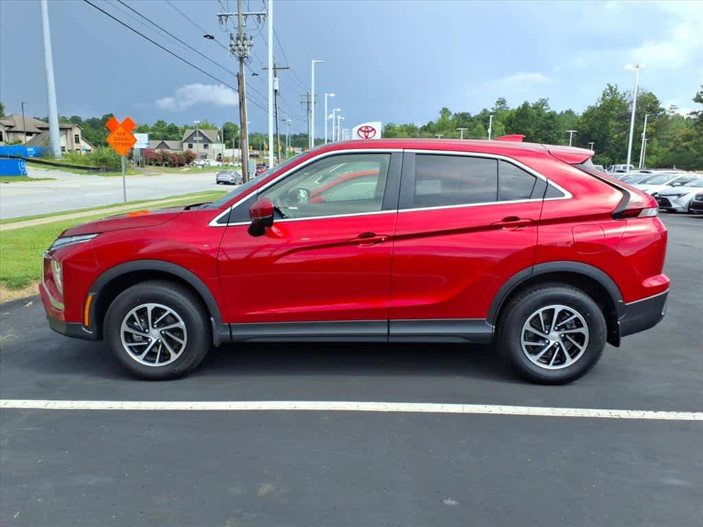 Used 2026 Mitsubishi Eclipse Cross ES AWD/4WD image 2