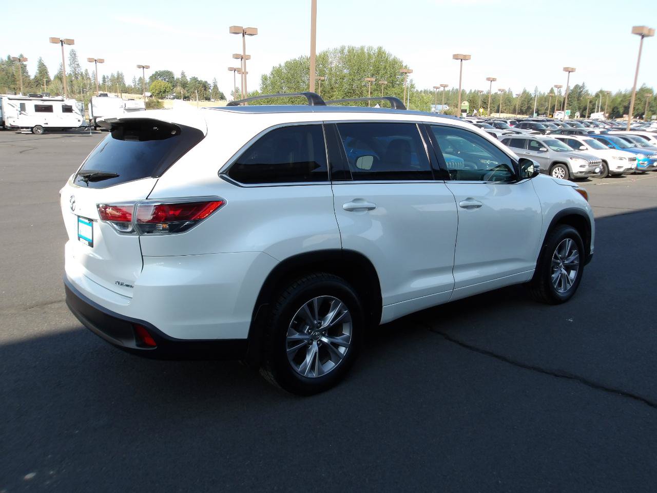 Used 2015 Toyota Highlander XLE AWD/4WD image 5