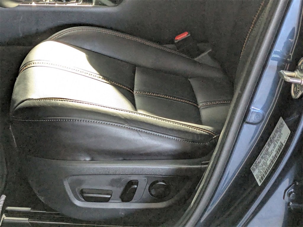 Used 2025 MAZDA CX-50 AWD 2.5 Hybrid w/ Premium Pkg image 22