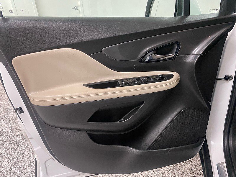 Used 2020 Buick Encore Preferred image 11