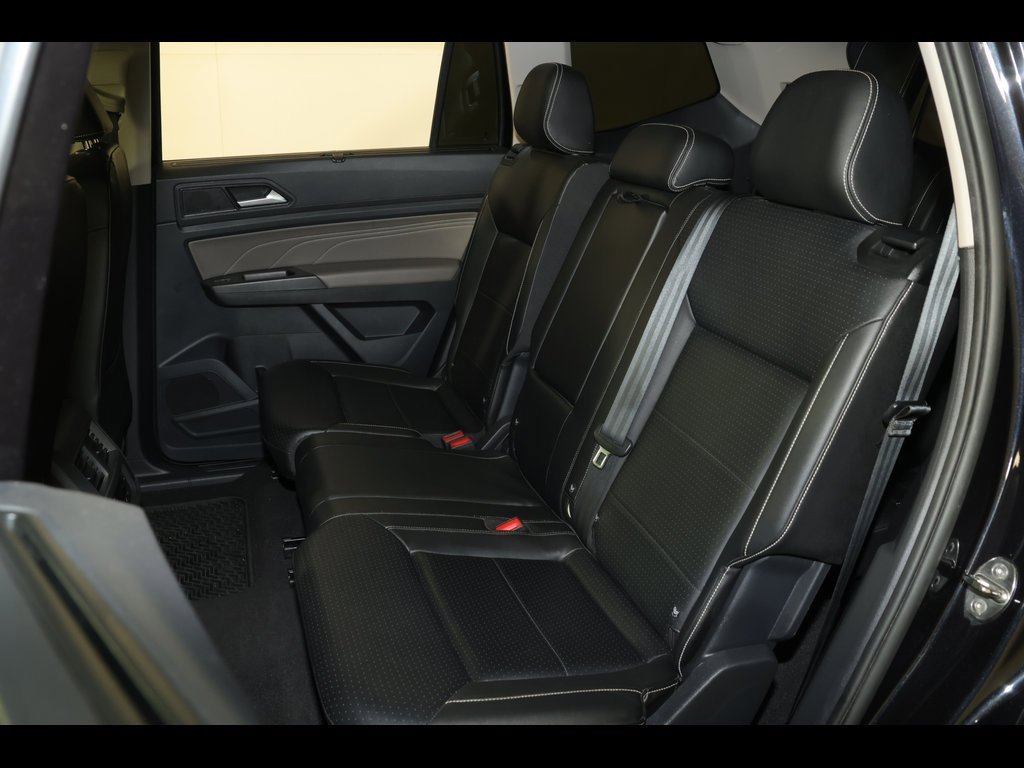 Used 2022 Volkswagen Atlas SE w/ Black Wheel Package image 28