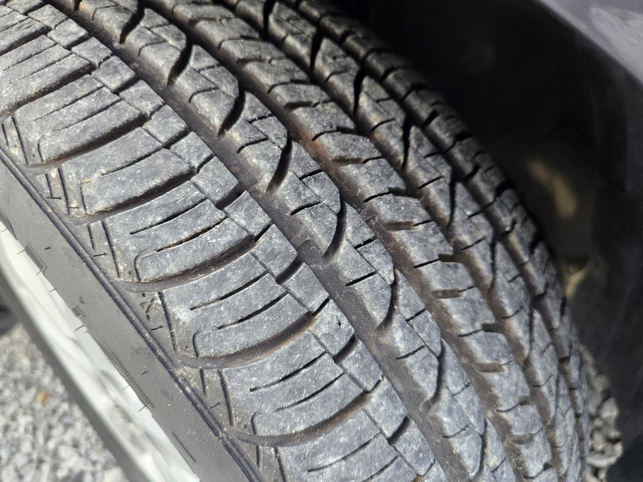 Used 2010 Toyota Camry LE image 63