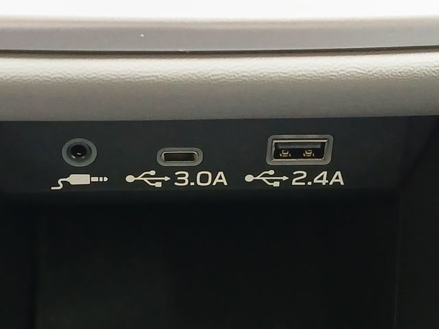 Certified 2025 Subaru Outback Limited AWD/4WD image 16