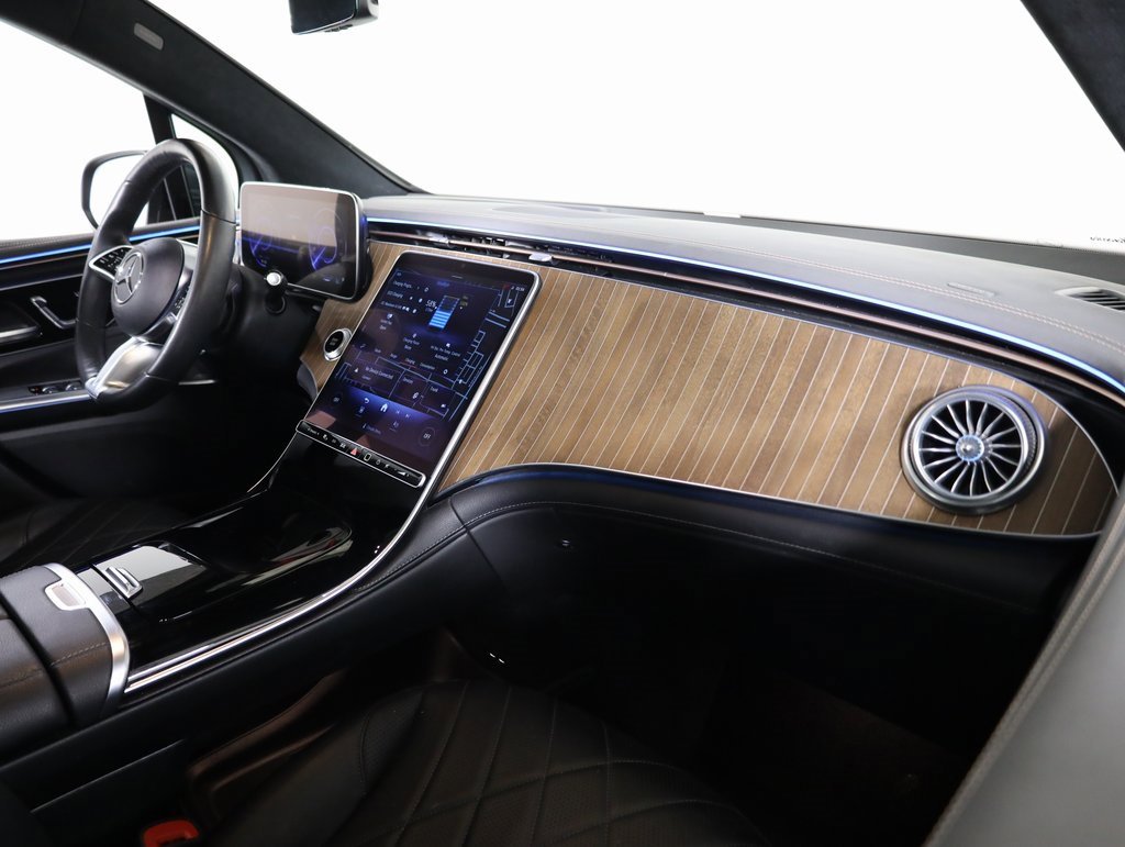 Used 2023 Mercedes-Benz EQE 500 4MATIC SUV w/ Pinnacle Trim Package image 47