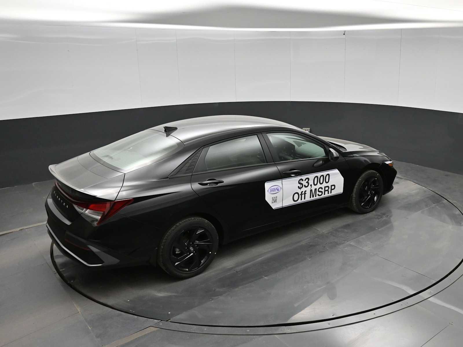 New 2026 Hyundai Elantra Sport FWD image 31
