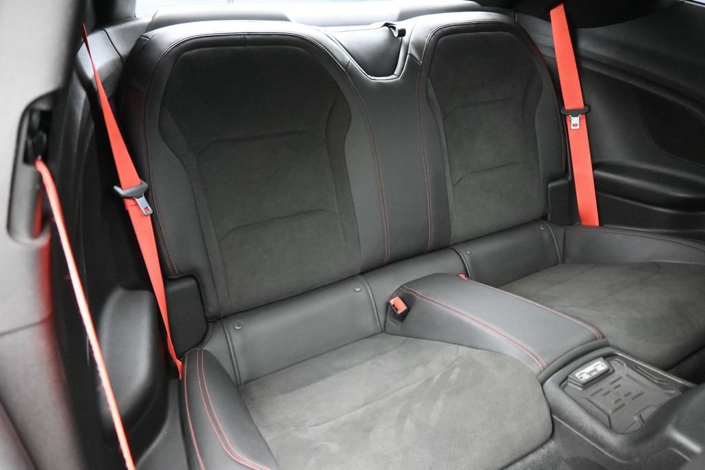 Used 2019 Chevrolet Camaro ZL1 RWD image 21