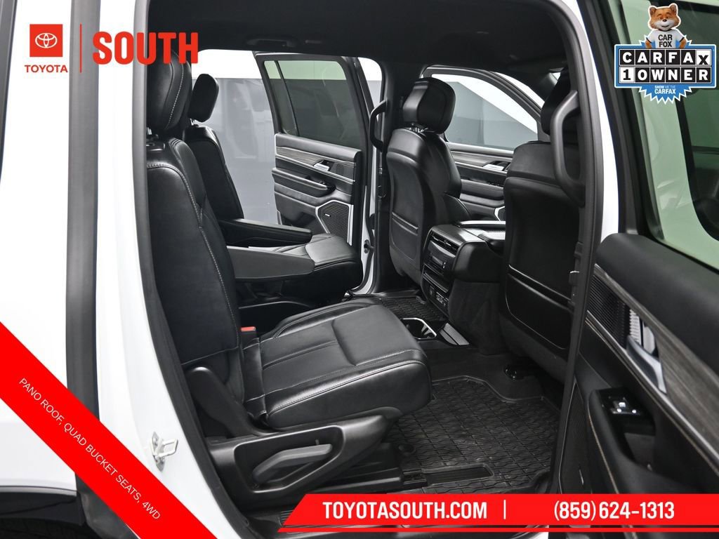 Used 2024 Jeep Wagoneer Series II image 32