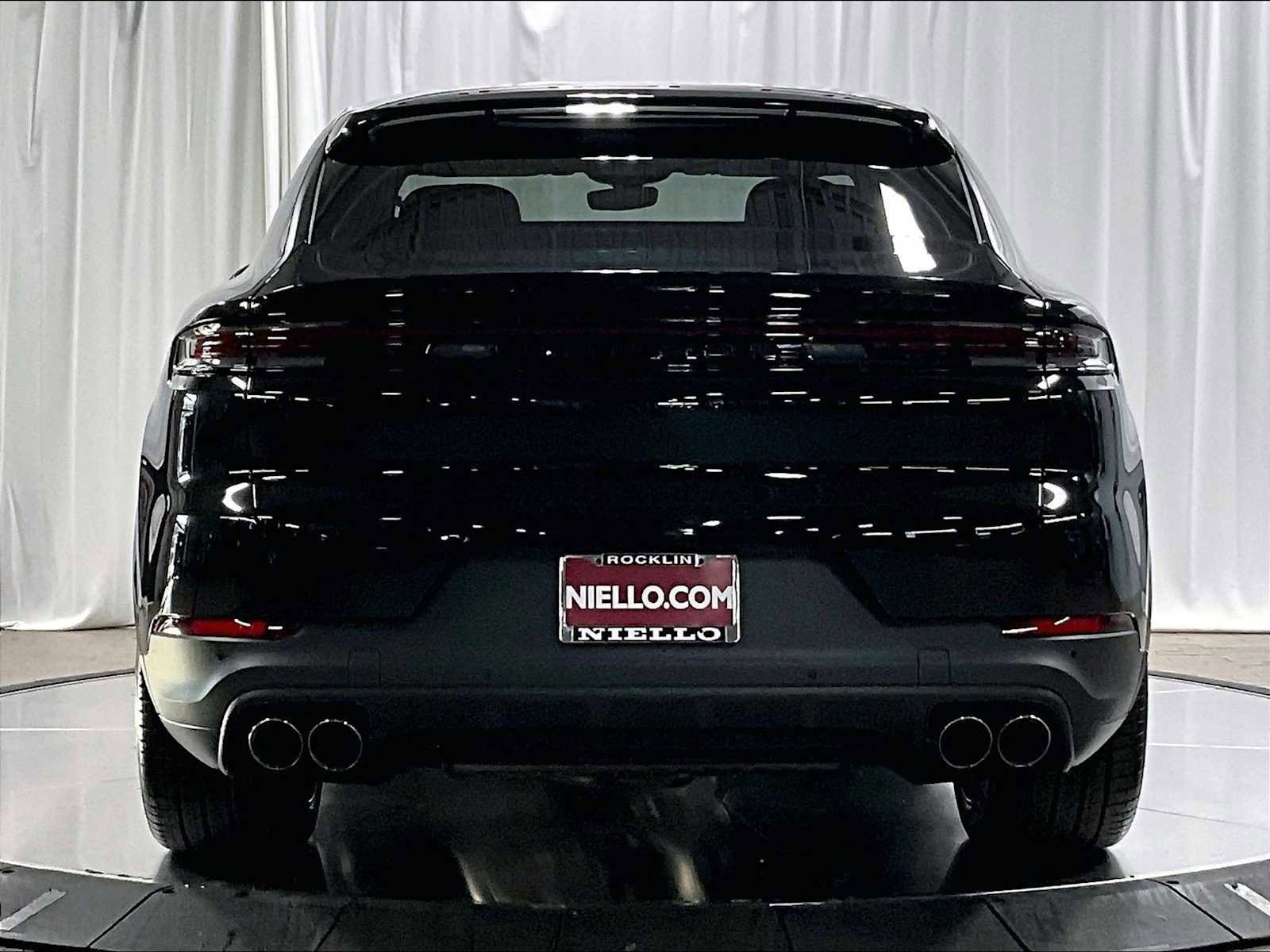 New 2026 Porsche Cayenne S image 6