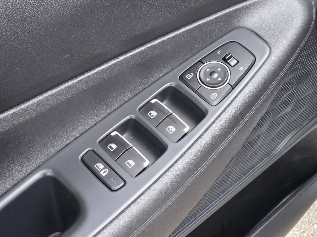 Used 2023 Hyundai Santa Fe SEL image 19