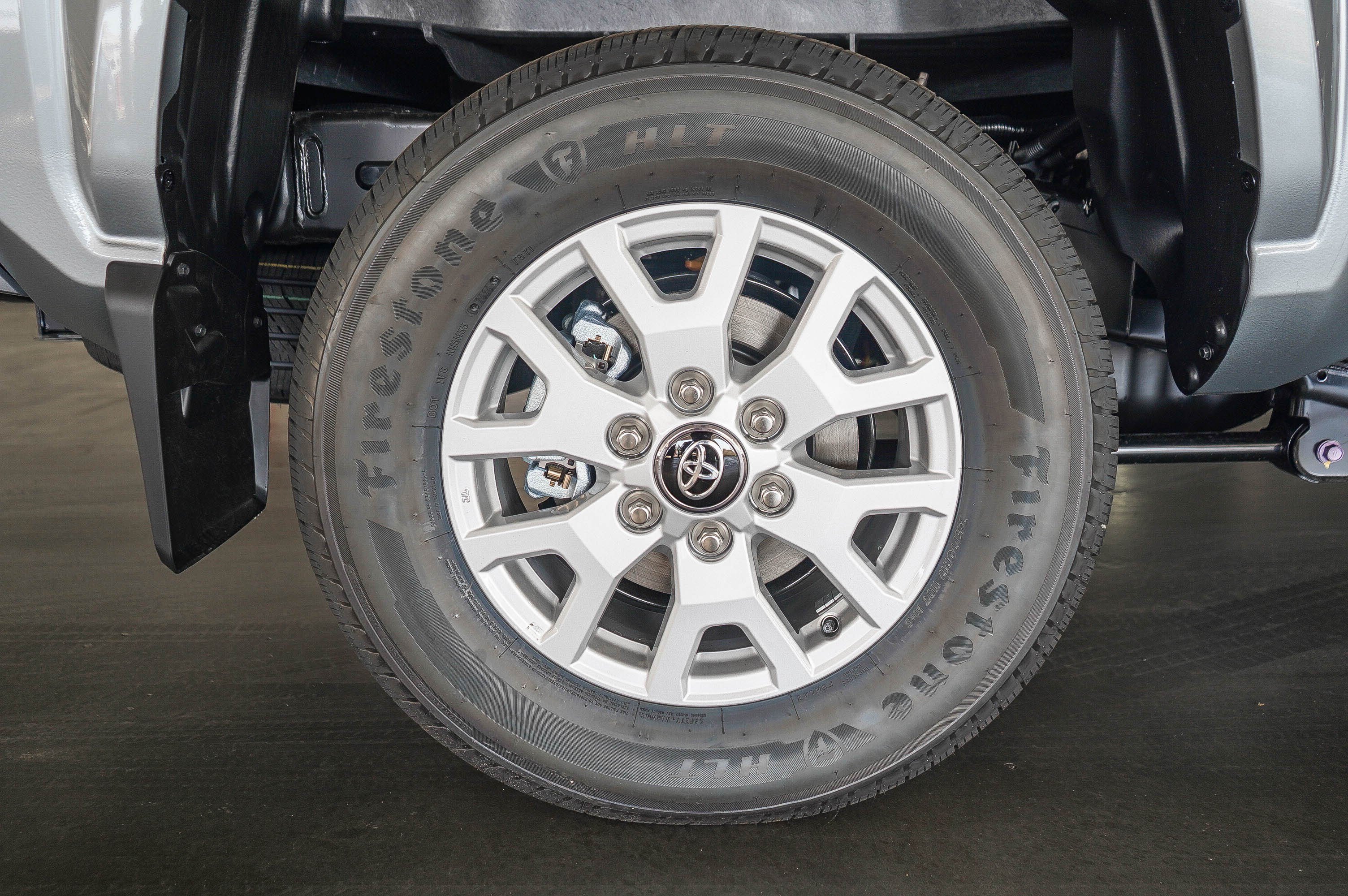 New 2026 Toyota Tacoma SR5 AWD/4WD image 9