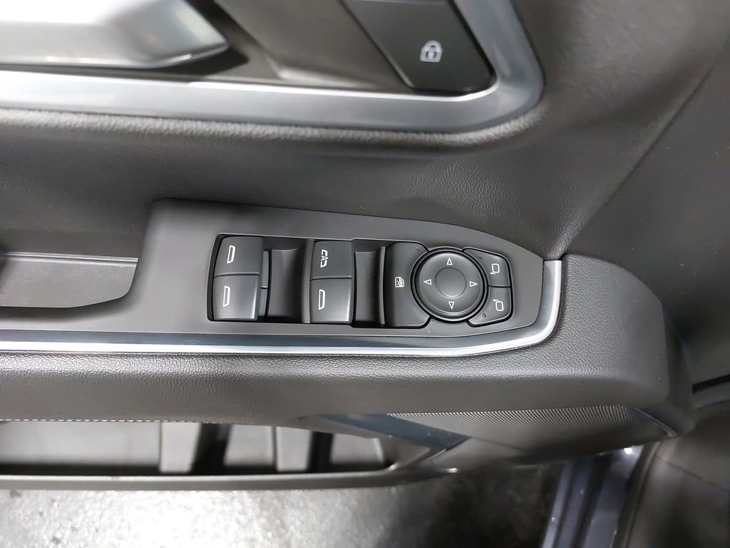 Used 2022 Chevrolet Silverado 1500 LT image 28