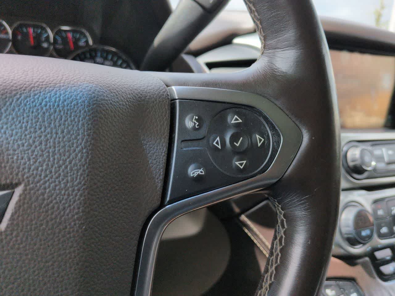 Used 2015 Chevrolet Suburban LTZ AWD/4WD image 25