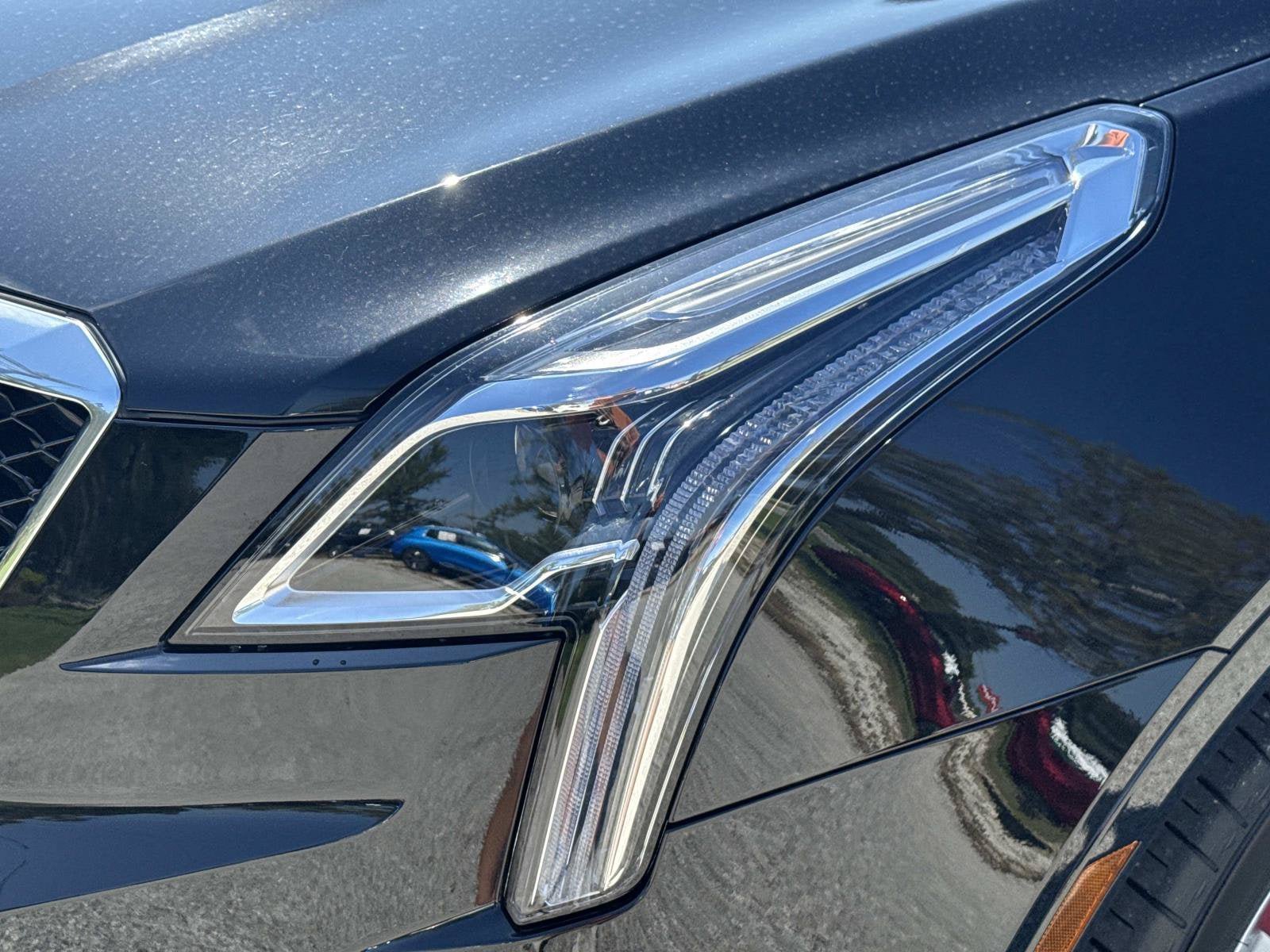 Used 2025 Cadillac XT5 Sportv AWD/4WD image 9