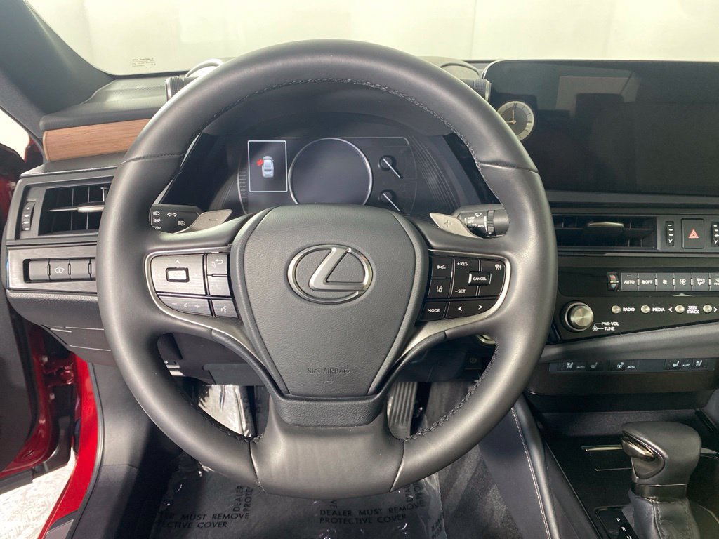 Certified 2024 Lexus ES 300h w/ Premium Package FWD image 16
