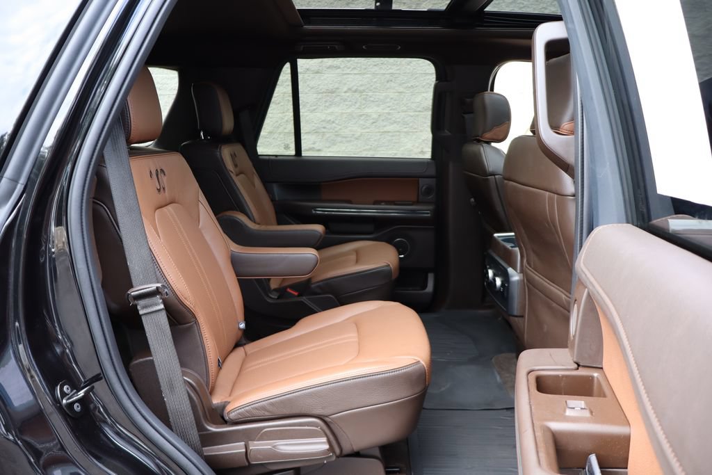 Used 2024 Ford Expedition King Ranch AWD/4WD image 38
