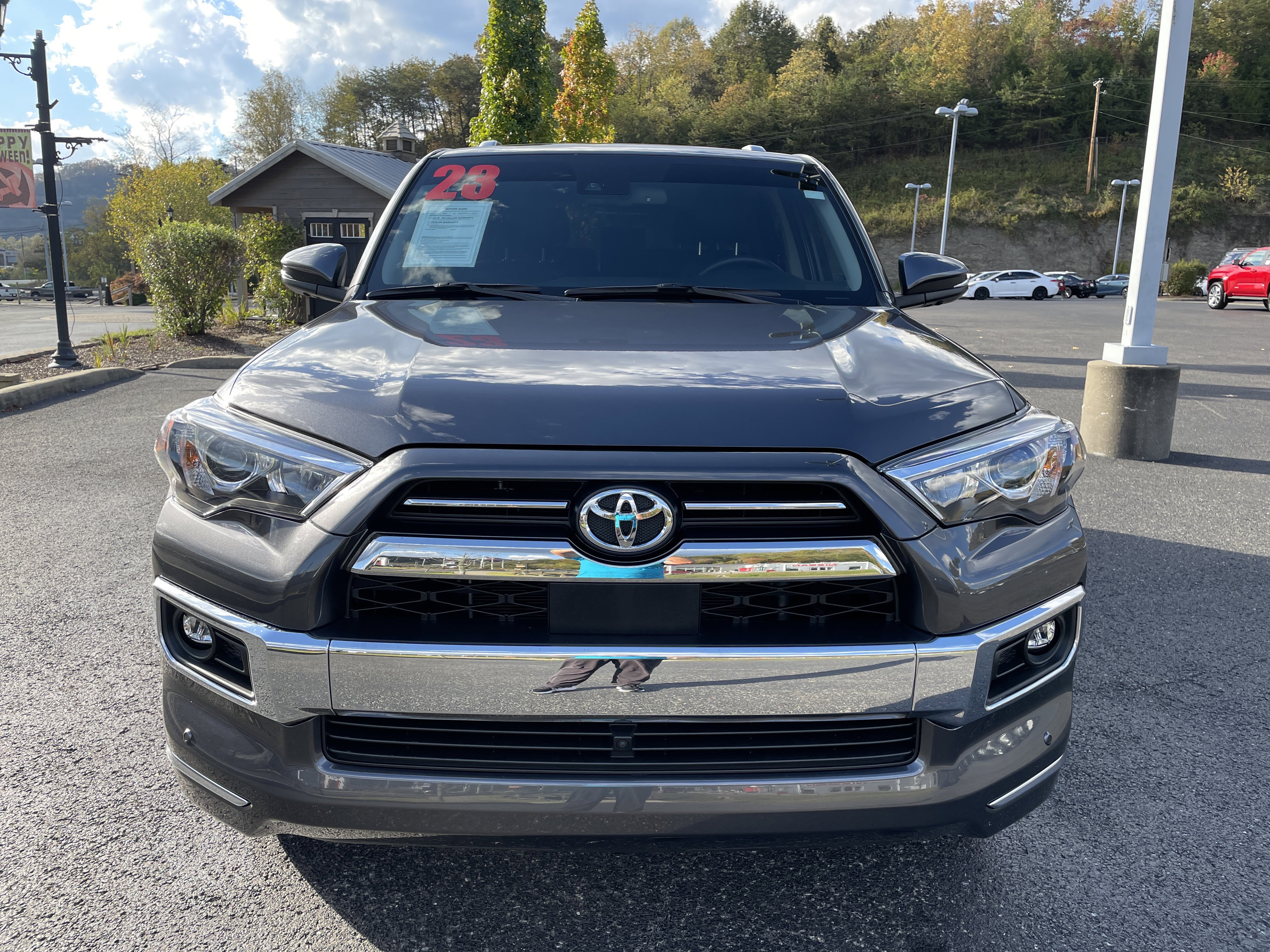 Used 2023 Toyota 4Runner Limited image 5
